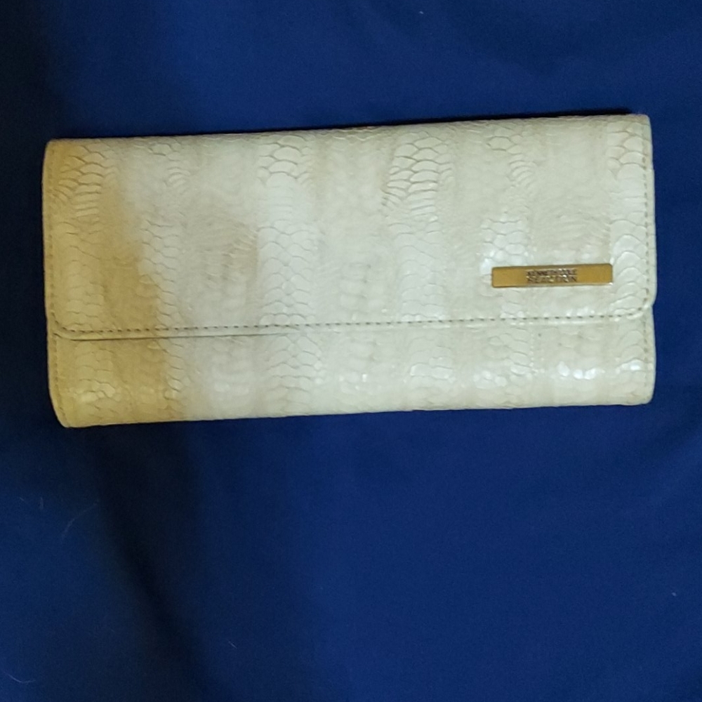 Kenneth Cole wallet